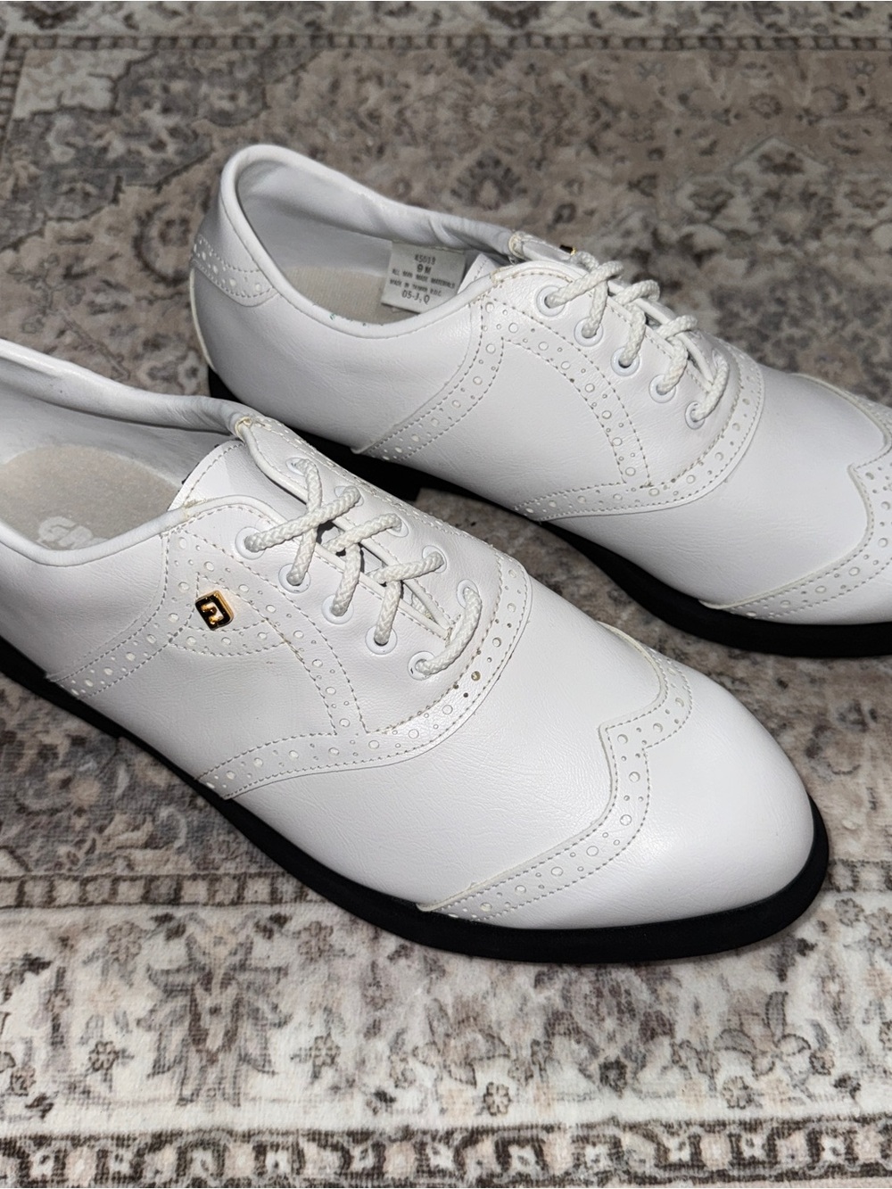 Footjoy Greenjoys Men's Size 9 White Pebbled Leather Golf Shoes NWOB